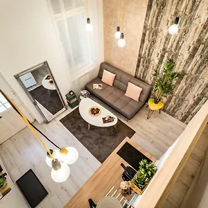 Bpr Little Attractico Budapest